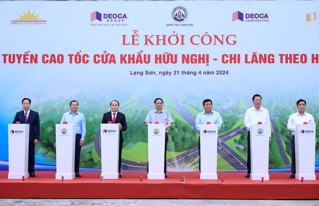 Thủ tướng thực hiện nghi thức khởi công Dự án. Ảnh: VGP/Nhật Bắc Thủ tướng thực hiện nghi thức khởi công Dự án. Ảnh: VGP/Nhật Bắc