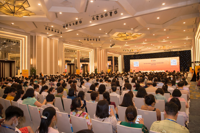 Toàn cảnh Đại hội đồng cổ đông SHB năm 2024 với gần 1.400 cổ đông tham dự. Ảnh 1.jpg