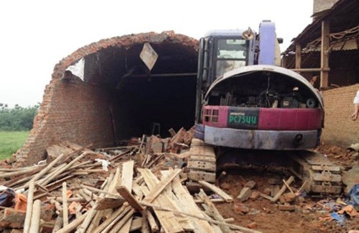 Hiện trường vụ sập lò sấy gạch khiến 2 người tử vong Hiện trường vụ sập lò sấy gạch khiến 2 người tử vong