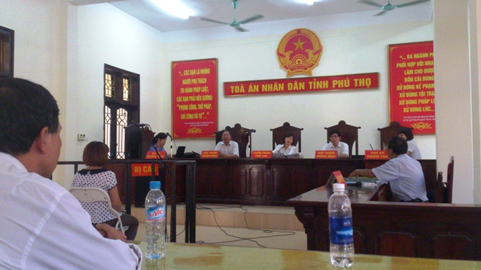 HĐXX TAND tỉnh Phú Thọ quyết định trả hồ sơ cho Viện kiểm sát để điều tra bổ sung vụ Cao Thị Thu Hằng HĐXX TAND tỉnh Phú Thọ quyết định trả hồ sơ cho Viện kiểm sát để điều tra bổ sung vụ Cao Thị Thu Hằng