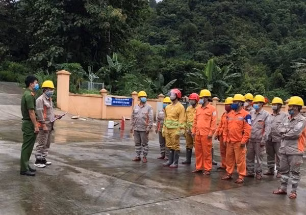 Huấn luyện an toàn phòng cháy chữa cháy tại PC Điện Biên