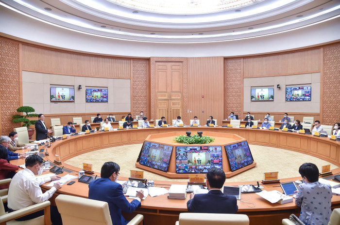 Thủ tướng Phạm Minh Chính: Sắp tới, các cơ quan sẽ nghiên cứu, báo cáo, đề xuất cấp có thẩm quyền để tiếp tục kiện toàn Ban Chỉ đạo Quốc gia theo hướng vừa chỉ đạo nhiệm vụ phòng chống dịch, vừa chỉ đạo nhiệm vụ phục hồi và phát triển kinh tế-xã hội. Ảnh: VGP/Nhật Bắc Thủ tướng Phạm Minh Chính: Sắp tới, các cơ quan sẽ nghiên cứu, báo cáo, đề xuất cấp có thẩm quyền để tiếp tục kiện toàn Ban Chỉ đạo Quốc gia theo hướng vừa chỉ đạo nhiệm vụ phòng chống dịch, vừa chỉ đạo nhiệm vụ phục hồi và phát triển kinh tế-xã hội. Ảnh: VGP/Nhật Bắc