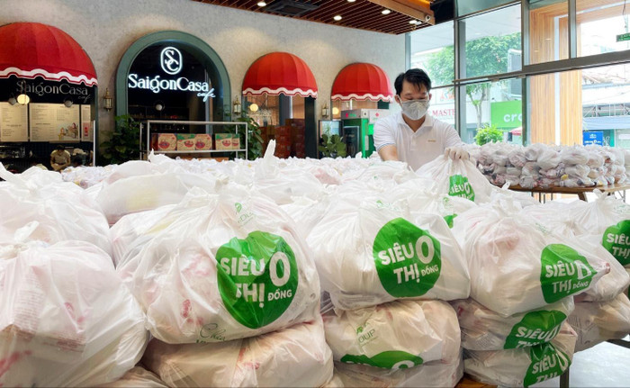 Siêu thị 0 Đồng của NovaGroup đã trao tặng hơn 200.000 phần quà tới bà con gặp khó khăn tại Thành phố Hồ Chí Minh. Siêu thị 0 Đồng của NovaGroup đã trao tặng hơn 200.000 phần quà tới bà con gặp khó khăn tại Thành phố Hồ Chí Minh.