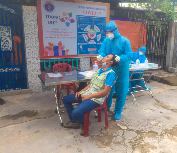 Test sàng lọc cho nhân viên trước khi vào làm việc Test sàng lọc cho nhân viên trước khi vào làm việc