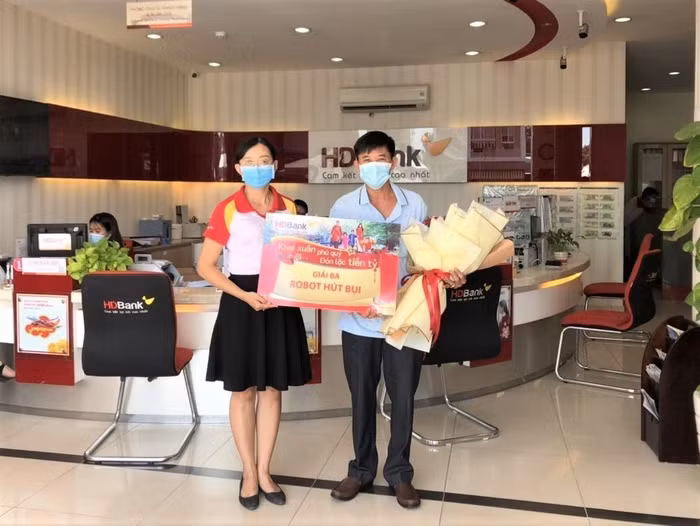 Khách hàng Phan Thành Trung gia dịch tại HDBank Tây Ninh đã may mắn trúng giải Ba