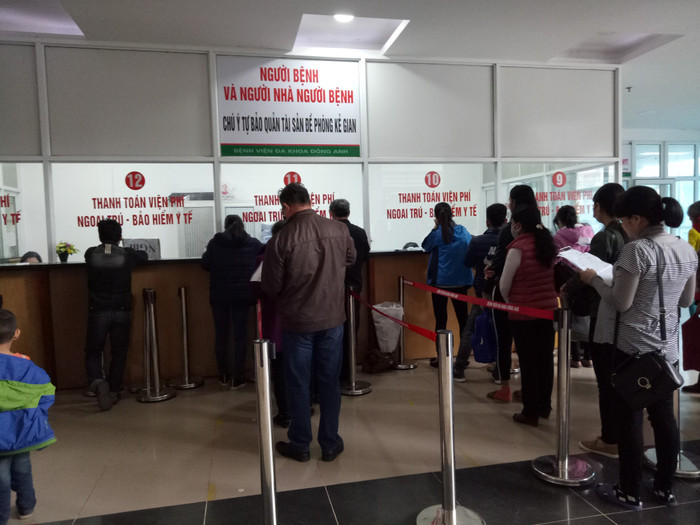 Trường hợp thẻ bảo hiểm y tế bị sai sót cơ quan bảo hiểm xã hội phải liên hệ trực tiếp để hoàn thiện, bổ sung thông tin để đảm bảo quyền lợi người tham gia bảo hiểm. Ảnh: Vũ Phương Trường hợp thẻ bảo hiểm y tế bị sai sót cơ quan bảo hiểm xã hội phải liên hệ trực tiếp để hoàn thiện, bổ sung thông tin để đảm bảo quyền lợi người tham gia bảo hiểm. Ảnh: Vũ Phương