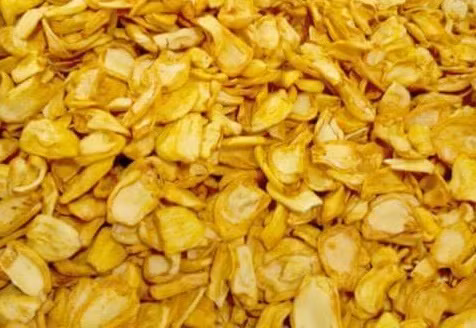 Ăn nhiều trái cây sấy khô cũng khiến cho lượng đường trong máu tăng lên. ảnh: heath.