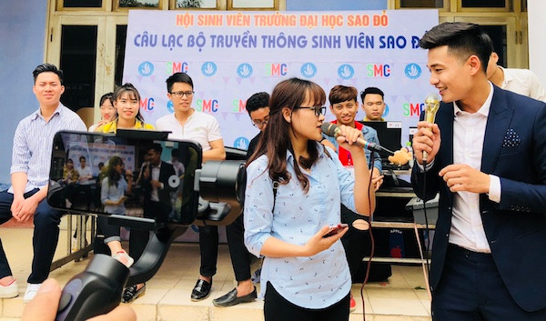 Học sinh được trải nghiệm tại các câu lạc bộ sinh viên Học sinh được trải nghiệm tại các câu lạc bộ sinh viên