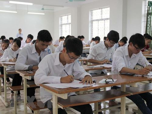 Ôn tập ở nhà, lựa chọn tốt nhất cho học trò lớp 12 ảnh 2 Ôn tập ở nhà, lựa chọn tốt nhất cho học trò lớp 12 ảnh 2