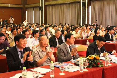 Các đại biểu tham dự hội nghị. Các đại biểu tham dự hội nghị.