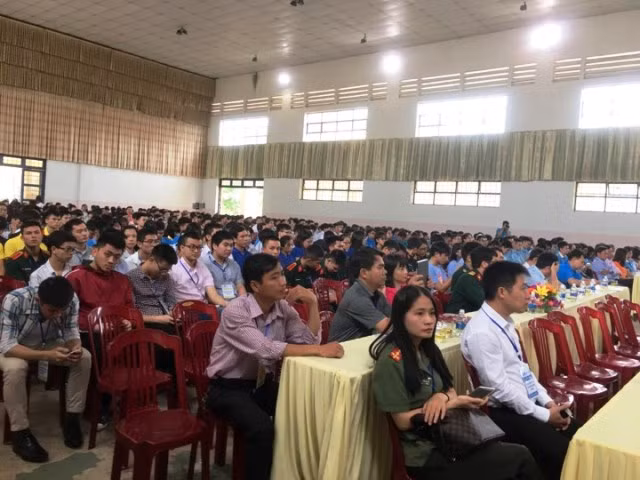 Hơn 1.000 thí sinh đến từ 90 trường đại học, cao đẳng, trung học phổ thông chuyên trong cả nước đã tham sự kỳ thi Olympic Toán học sinh viên và học sinh toàn quốc.