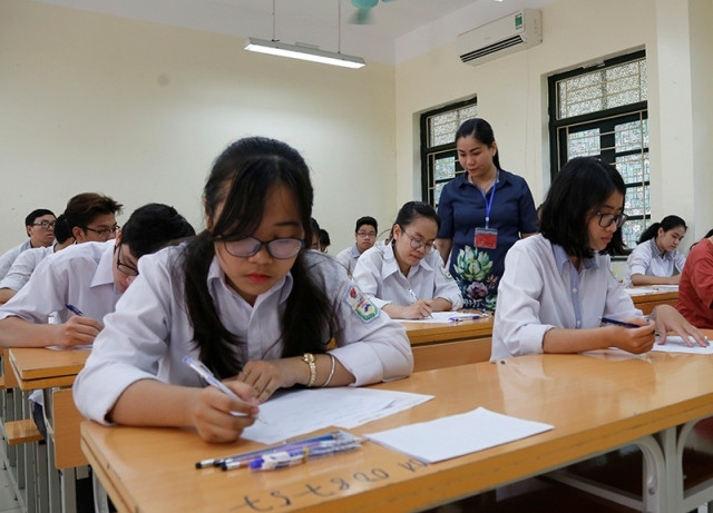 Tài liệu nào tốt nhất để thí sinh ôn tập thi quốc gia? ảnh 2