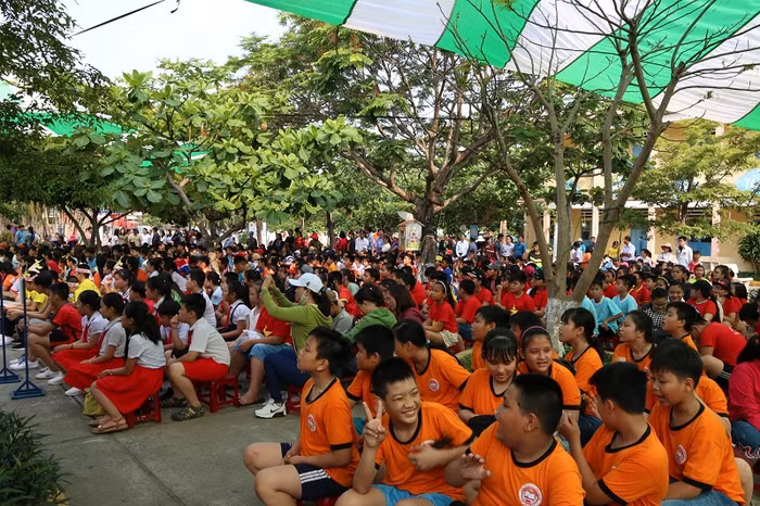Ngày hội học sinh tiểu học Thành phố Đà Nẵng thu hút 100 trường tiểu học với hơn 2.000 em học sinh tham dự.