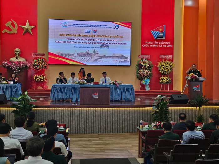 Toàn cảnh Hội thảo quốc gia về Chiến thắng Điện Biên Phủ được tổ chức vào ngày 3/5 (ảnh: V.D) gdvn_hoithaoDBP.jpg