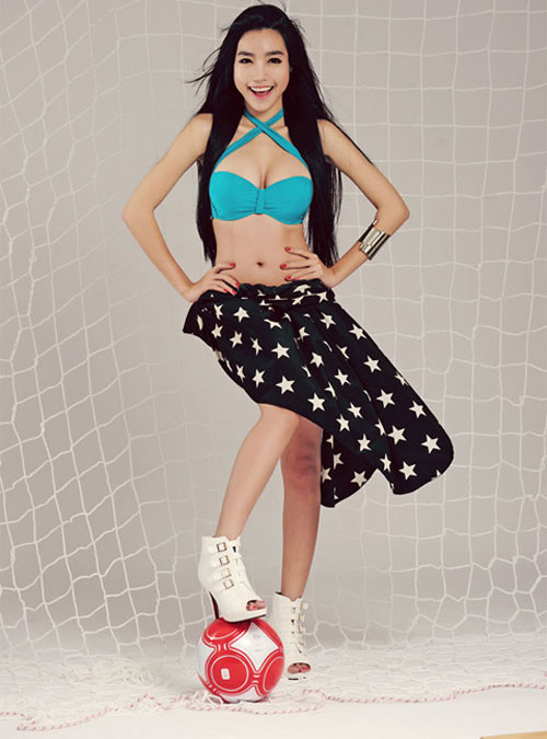 ... hay vui tươi, nhí nhảnh bên trái bóng tròn. ... hay vui tươi, nhí nhảnh bên trái bóng tròn.