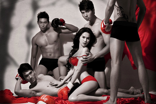 Dù sao đi nữa, Ngọc Trinh vẫn có một bề dày chiến tích kèm sự ngưỡng mộ đặc biệt từ cả hai phái. Dù sao đi nữa, Ngọc Trinh vẫn có một bề dày chiến tích kèm sự ngưỡng mộ đặc biệt từ cả hai phái.