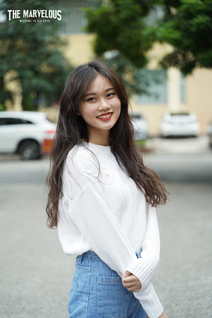 Các bạn sinh viên đã đến tham gia từ rất sớm. Các bạn sinh viên đã đến tham gia từ rất sớm.