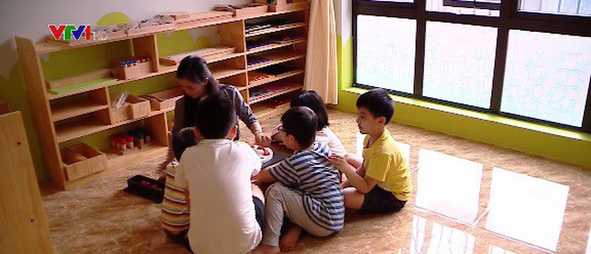 Chế độ phụ cấp cho giáo viên dạy trẻ khuyết tật hòa nhập được quy định như thế nào? (Ảnh minh họa: VTV)