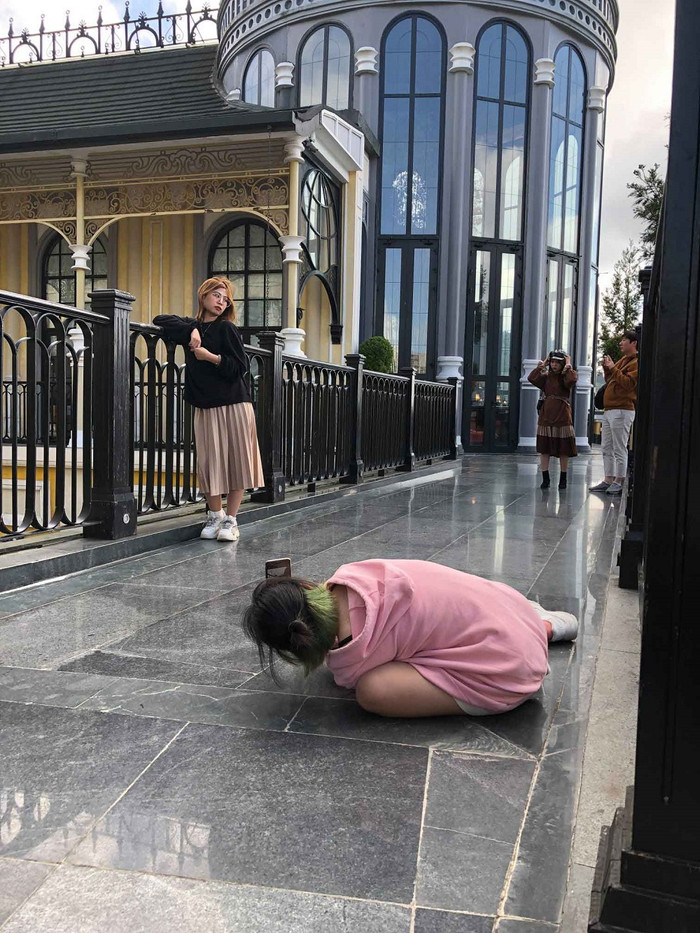 Bức ảnh gây sốt của team Nhà cấp 4 Bức ảnh gây sốt của team Nhà cấp 4