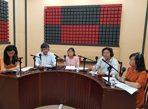 Buổi Đối thoại cùng chính quyền thành phố về Giáo dục và Đào tạo trong sáng ngày 25/8 (ảnh: P.L) Buổi Đối thoại cùng chính quyền thành phố về Giáo dục và Đào tạo trong sáng ngày 25/8 (ảnh: P.L)