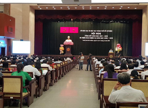 Toàn cảnh Hội nghị tổng kết năm học 2017 - 2018 của Thành phố Hồ Chí Minh (ảnh: P.L) Toàn cảnh Hội nghị tổng kết năm học 2017 - 2018 của Thành phố Hồ Chí Minh (ảnh: P.L)