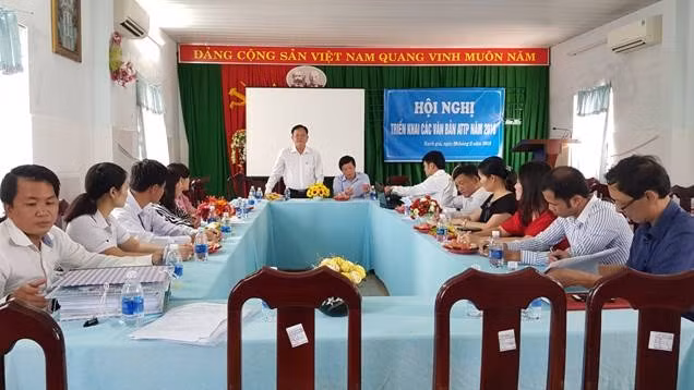 Ngày 27/11/2018 Đoàn công tác của Chi cục An toàn vệ sinh thực phẩm tỉnh Quảng Bình đã làm việc với Chi cục An toàn vệ sinh thực phẩm tỉnh Kiên Giang.