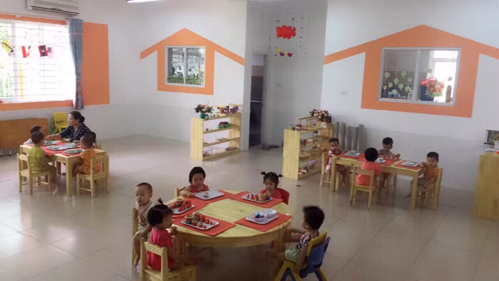 Phòng học rộng rãi phù hợp với những hoạt động chia nhóm. Ảnh: CTV