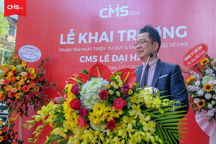 Trong tháng 11 và 12 năm 2018, CMS sẽ khai trương các cơ sở mới tại Hà Nội và Thành phố Hồ Chí Minh nhằm triển khai rộng rãi hơn nữa phương pháp gợi hỏi Socratic (Maieutic) tới cộng đồng và xã hội. Trong tháng 11 và 12 năm 2018, CMS sẽ khai trương các cơ sở mới tại Hà Nội và Thành phố Hồ Chí Minh nhằm triển khai rộng rãi hơn nữa phương pháp gợi hỏi Socratic (Maieutic) tới cộng đồng và xã hội.