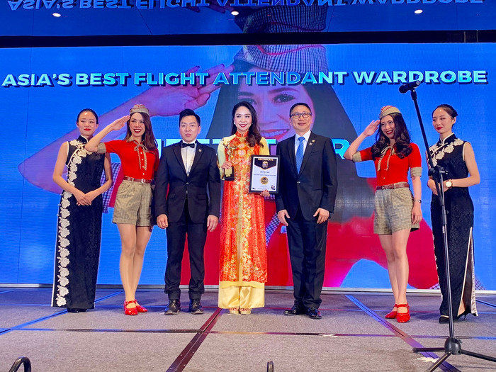 Vietjet được vinh danh giải thưởng “Đồng phục tiếp viên đẹp nhất Châu Á” Vietjet được vinh danh giải thưởng “Đồng phục tiếp viên đẹp nhất Châu Á”