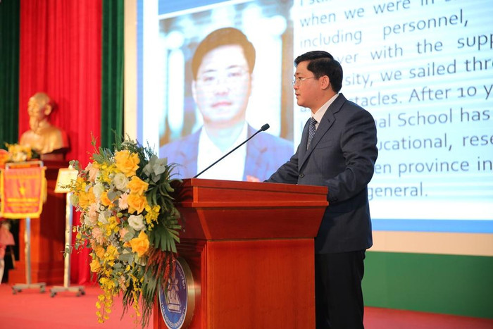 Phó giáo sư, Tiến sĩ Nguyễn Tuấn Anh – Phó Chủ nhiệm Ủy ban Khoa học Công nghệ và Môi trường của Quốc hội phát biểu tại buổi lễ Phó giáo sư, Tiến sĩ Nguyễn Tuấn Anh – Phó Chủ nhiệm Ủy ban Khoa học Công nghệ và Môi trường của Quốc hội phát biểu tại buổi lễ