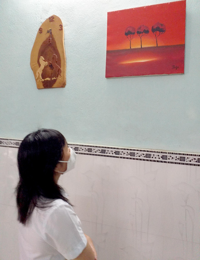 Cô Hà chia sẻ về món quà ngày 20/11 ấn tượng nhất. (Ảnh: Nhân vật cung cấp). Cô Hà chia sẻ về món quà ngày 20/11 ấn tượng nhất. (Ảnh: Nhân vật cung cấp).