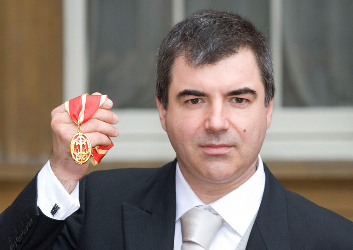 Giáo sư Konstantin Sergeevich Novoselov. Ảnh: Britannica Giáo sư Konstantin Sergeevich Novoselov. Ảnh: Britannica