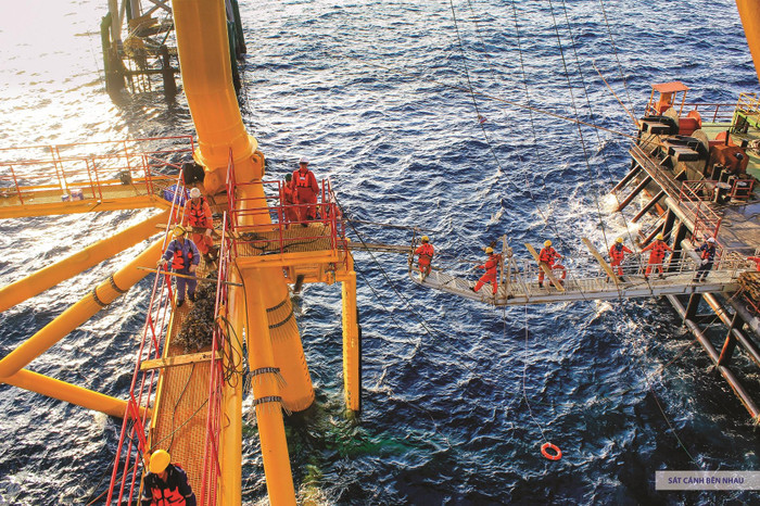 Petrovietnam về đích trước 42 ngày chỉ tiêu khai thác dầu trong nước ảnh 1 Petrovietnam về đích trước 42 ngày chỉ tiêu khai thác dầu trong nước ảnh 1