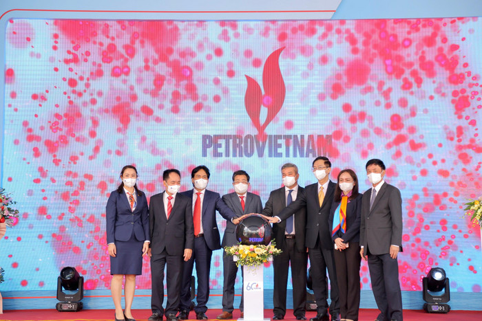 Lãnh đạo Tập đoàn thực hiện nghi thức công bố Bộ nhận diện thương hiệu Petrovietnam Lãnh đạo Tập đoàn thực hiện nghi thức công bố Bộ nhận diện thương hiệu Petrovietnam