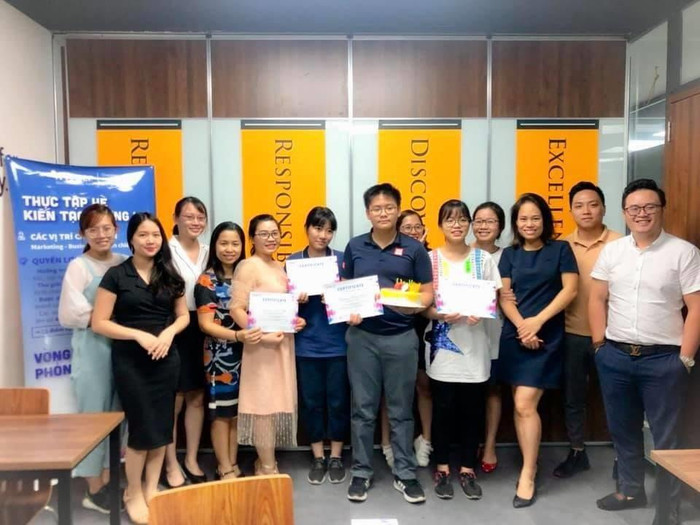 Nữ sinh năng nổ tham gia hoạt động ngoại khóa, vì cho rằng đó là những trải nghiệm quý giá cho bản thân. (Ảnh: Nhân vật cung cấp). Nữ sinh năng nổ tham gia hoạt động ngoại khóa, vì cho rằng đó là những trải nghiệm quý giá cho bản thân. (Ảnh: Nhân vật cung cấp).