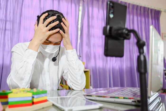 Giáo dục trực tuyến - nỗi lo lắng của người làm công tác giáo dục trong bối cảnh Covid-19 còn kéo dài.