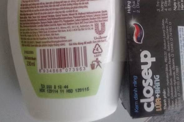 Đây là sản phẩm bị khách hàng phản ánh, cho rằng đã hết hạn sử dụng, do số 6 quá giống số 5 (Ảnh: CTV)