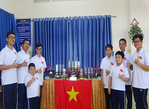 Các thí sinh của huyện Hóc Môn tham dự cuộc thi, đoạt được những giải thưởng cao (ảnh: CTV) Các thí sinh của huyện Hóc Môn tham dự cuộc thi, đoạt được những giải thưởng cao (ảnh: CTV)