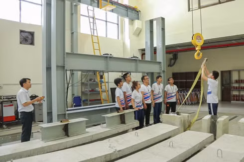 Trường Đại học Tôn Đức Thắng có tốc độ phát triển khoa học công nghệ chưa từng có tại Việt Nam (ảnh: TDTU)