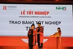 Trường Đại học Quốc tế Hồng Bàng lần đầu tiên cấp bằng tiến sĩ