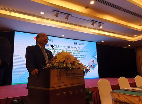 Phó Giáo sư Trần Văn Thiện, Hiệu trưởng Trường Đại học Văn Hiến phát biểu (ảnh: P.L)