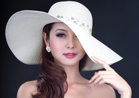 Jennifer Phạm: "Việc công chúng so sánh giữa các cuộc thi về mức độ danh giá là chuyện rất bình thường". Jennifer Phạm: "Việc công chúng so sánh giữa các cuộc thi về mức độ danh giá là chuyện rất bình thường".