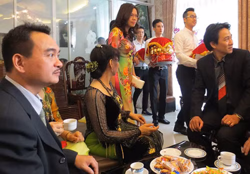 Hình ảnh trong lễ ăn hỏi của Trang Nhung