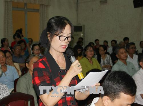 Bà Nguyễn Thị Dung, nguyên giảng viên Trường Cao đẳng Công Thương Thành phố Hồ Chí Minh), đề xuất minh bạch hóa các vấn đề để thực hiện tốt công tác cán bộ. Ảnh: Thanh Vũ/TTXVN Bà Nguyễn Thị Dung, nguyên giảng viên Trường Cao đẳng Công Thương Thành phố Hồ Chí Minh), đề xuất minh bạch hóa các vấn đề để thực hiện tốt công tác cán bộ. Ảnh: Thanh Vũ/TTXVN