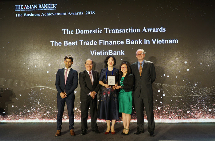 Lần thứ hai liên tiếp VietinBank được vinh danh là Ngân hàng Tài trợ thương mại tốt nhất Việt Nam Lần thứ hai liên tiếp VietinBank được vinh danh là Ngân hàng Tài trợ thương mại tốt nhất Việt Nam