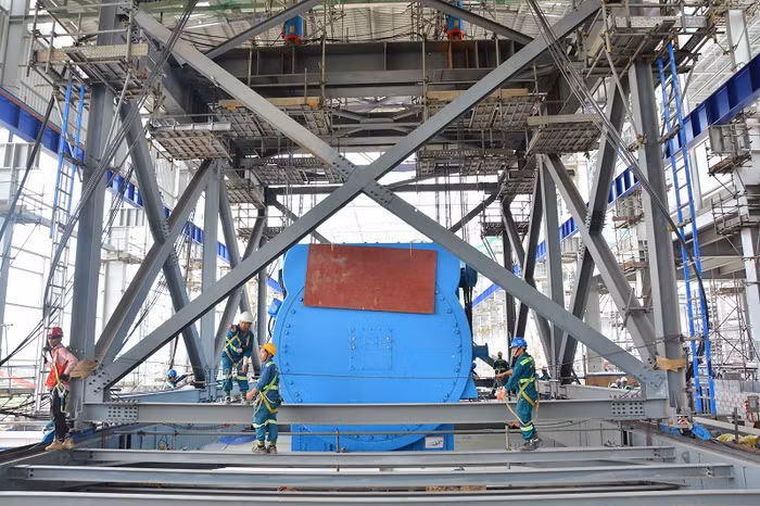 Lắp đặt tổ máy số 1 Nhà máy Nhiệt điện Sông Hậu 1