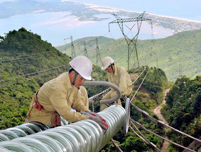 Thành tựu lớn trên đường phát triển của Tổng Công ty Truyền tải điện Quốc gia ảnh 3 Thành tựu lớn trên đường phát triển của Tổng Công ty Truyền tải điện Quốc gia ảnh 3