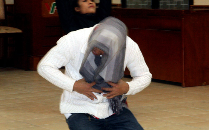 "Đệ nhất" làm trò Tự Long.