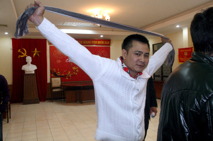 Dù thời gian tập luyện cho Táo Quân khá căng thẳng, mệt mỏi, nhưng các diễn viên hài luôn tạo cho nhau nụ cười sảng khoái.