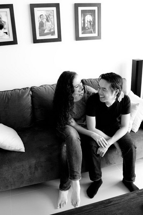 "Đây là một quyết định khó khăn cho cả hai chúng tôi. Trong suốt 11 năm quen biết rồi sống chung, chúng tôi luôn tôn trọng và yêu thương lẫn nhau. Cuộc hôn nhân của chúng tôi kết thúc không vì một xung đột nào, chỉ đơn giản vì chúng tôi muốn người còn lại được hạnh phúc. Sau khi chia tay, chúng tôi sẽ xem nhau như là những người bạn thân như trong quá khứ". (Theo Ngôi Sao)